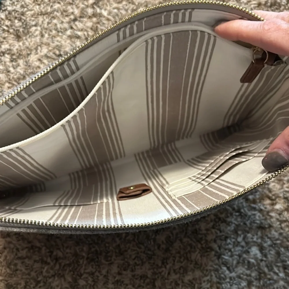 Stylish Gray and Brown Lap Top Bag - Picture 3 of 5